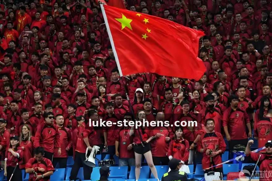 看球宝 欧冠联赛阶段抽签前瞻：豪门签运与黑马突围路线全解析